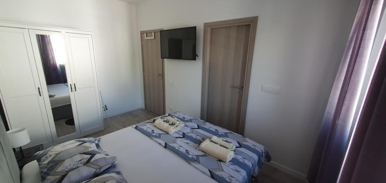 Apartments Ena Kaštela Esterno foto